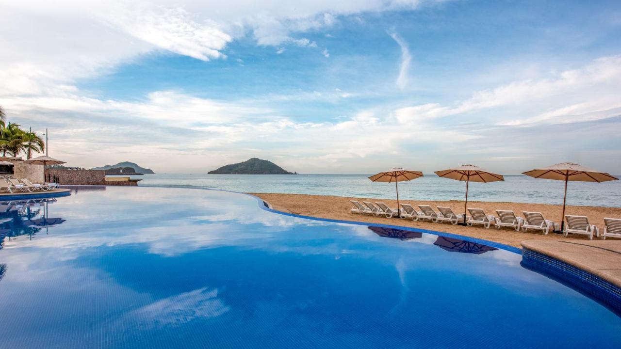 Park Royal Beach Mazatlán Buitenkant foto