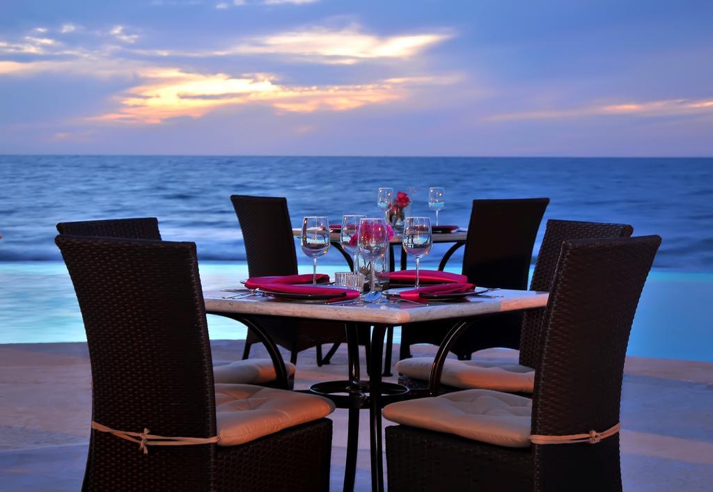 Park Royal Beach Mazatlán Buitenkant foto