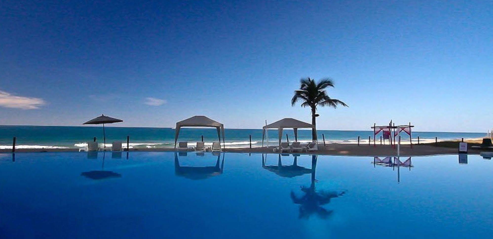 Park Royal Beach Mazatlán Buitenkant foto